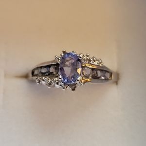 Tanzanite & Diamond Ring